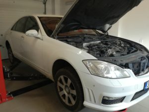 Servis a oprava Mercedes Benz S211