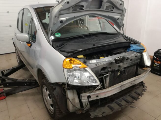 Renault výměna žárovky